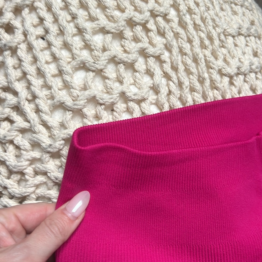 Alo Ribbed Leggings - Picture 4 of 5